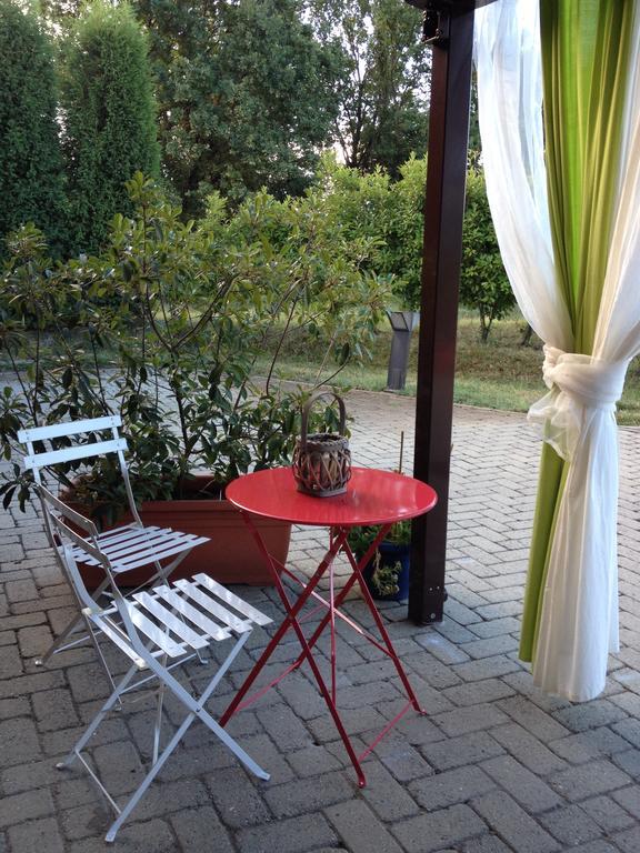 קסטלטו די ברנדוצו Motel 7 Laghi מראה חיצוני תמונה