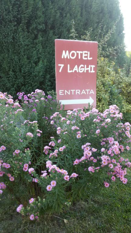 קסטלטו די ברנדוצו Motel 7 Laghi מראה חיצוני תמונה